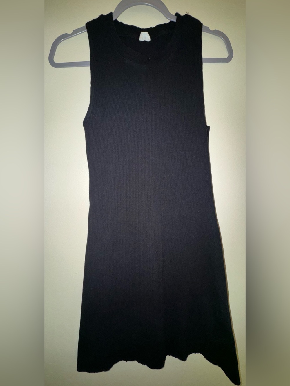 Wilfred Black Sleeveless Midi Dress